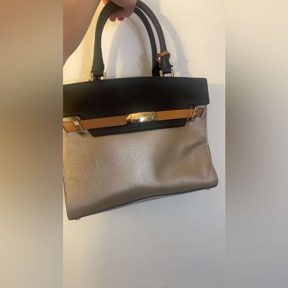 Calvin Klein Brooke Leather Medium Purse, Black and Tan